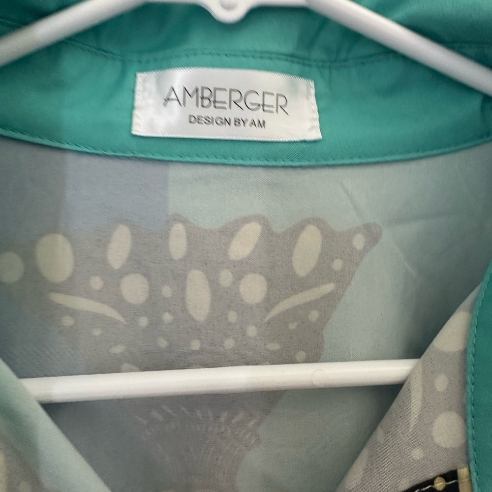 Amberger designer Vibrant Horse Print Blouse in Green and Blue - Picture 4 of 8